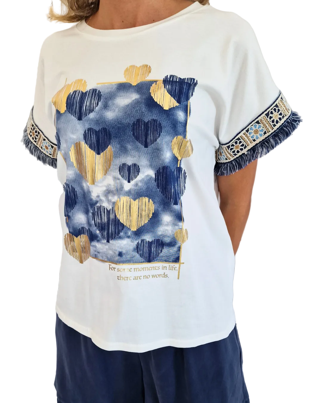T-SHIRT in paleTTe. abbigliamento