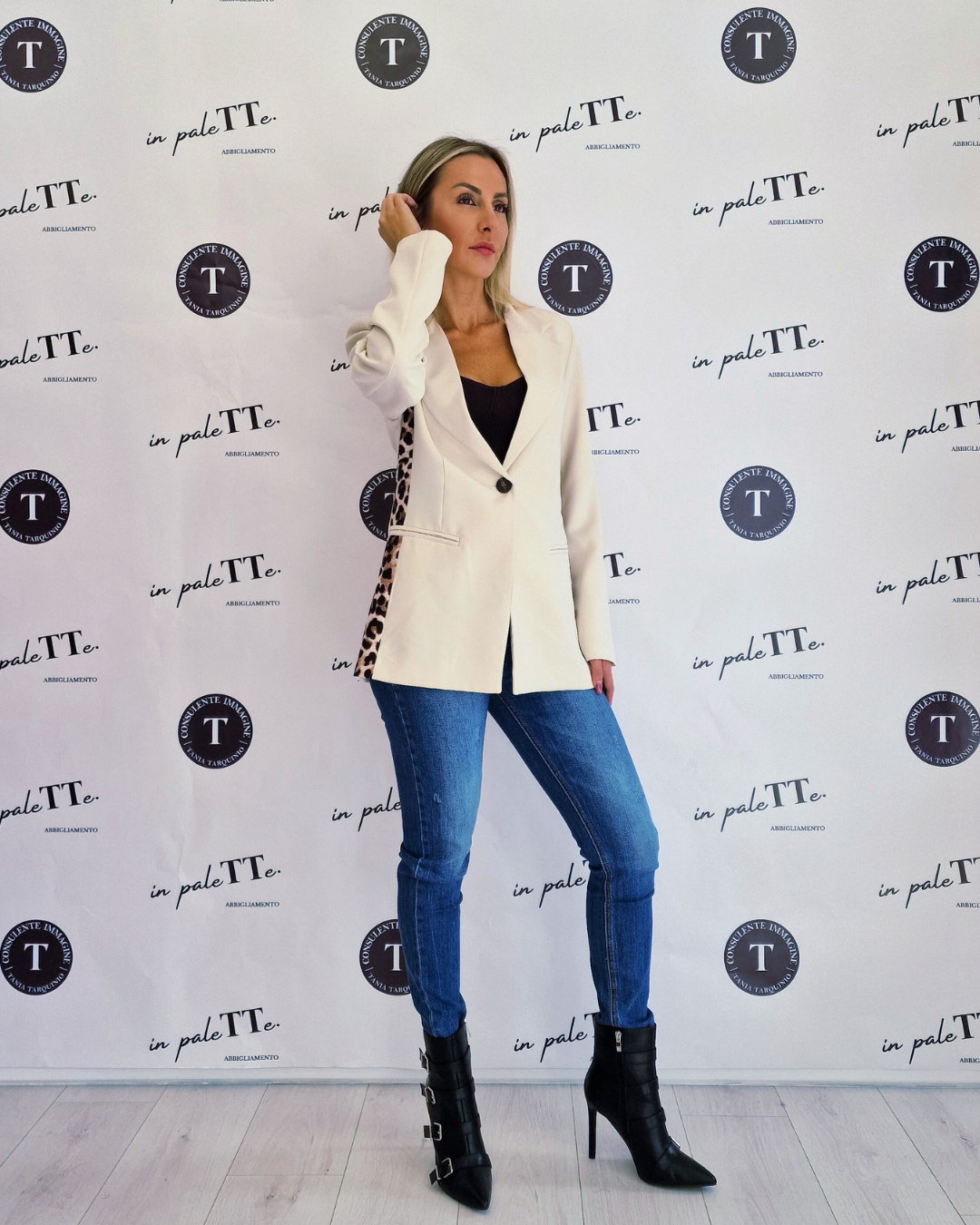 GIACCA BIANCA & ANIMALIER in paleTTe. abbigliamento