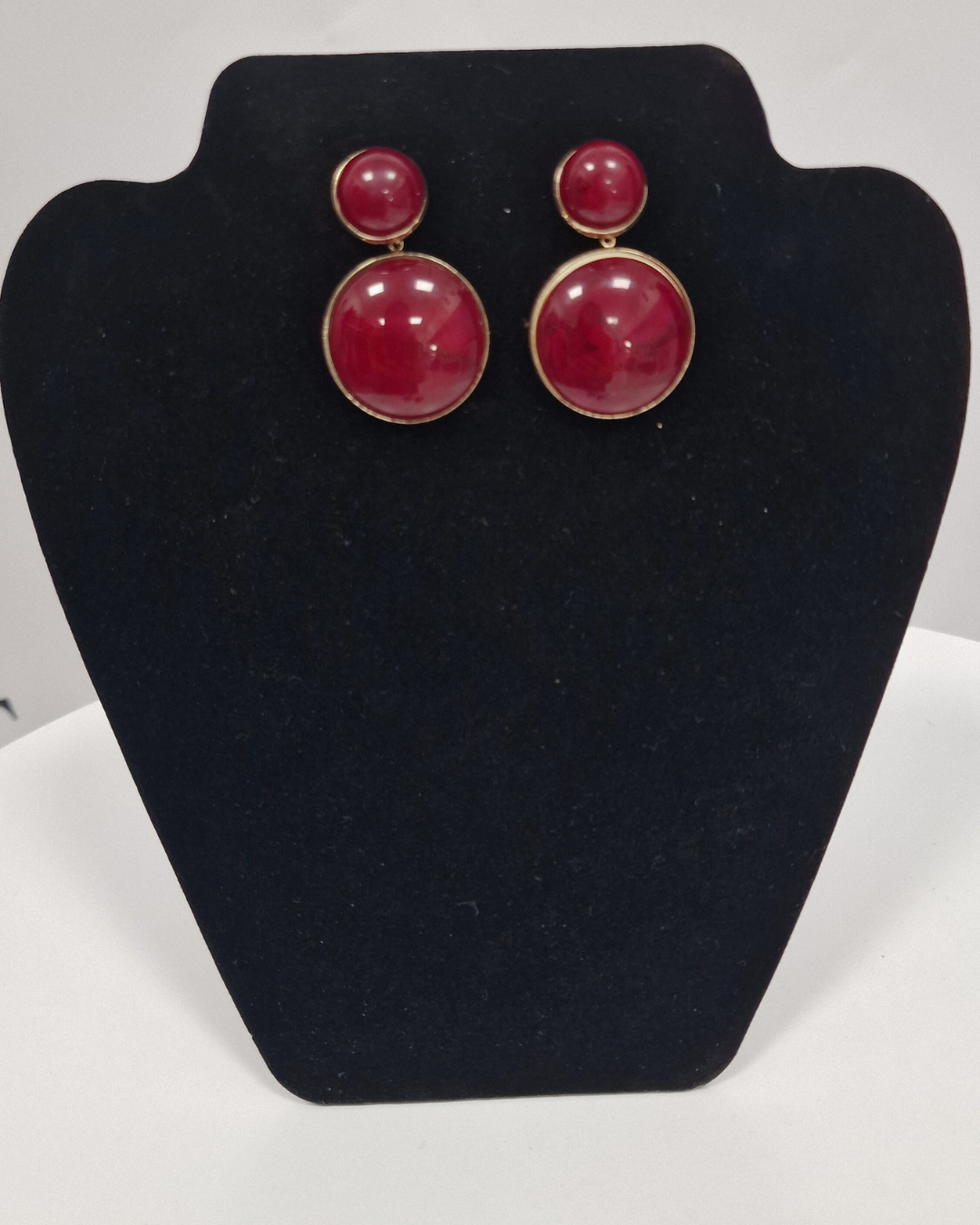 ORECCHINI TONDI -rossi- in paleTTe. abbigliamento