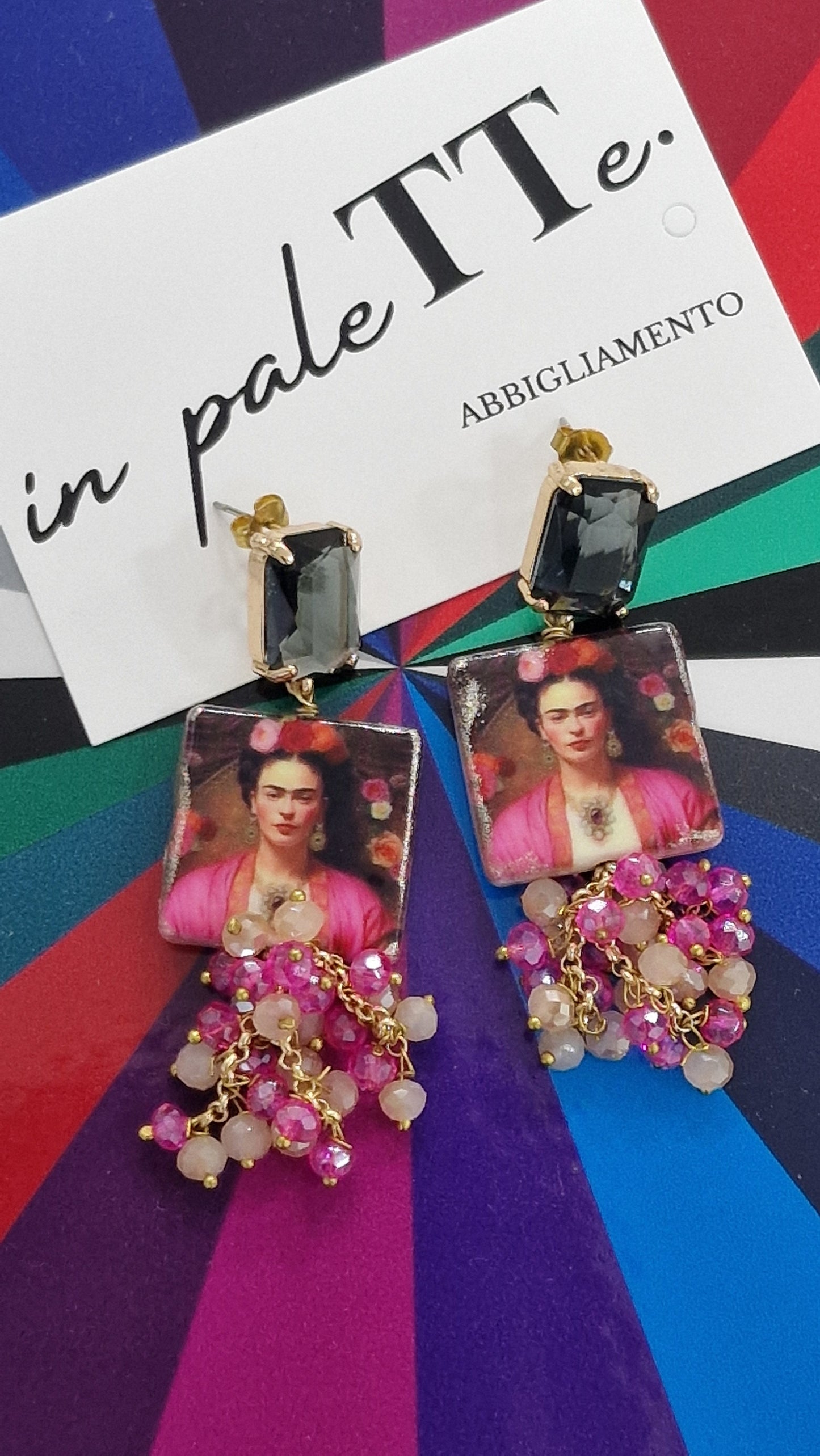 ORECCHINI FRIDA in paleTTe. abbigliamento