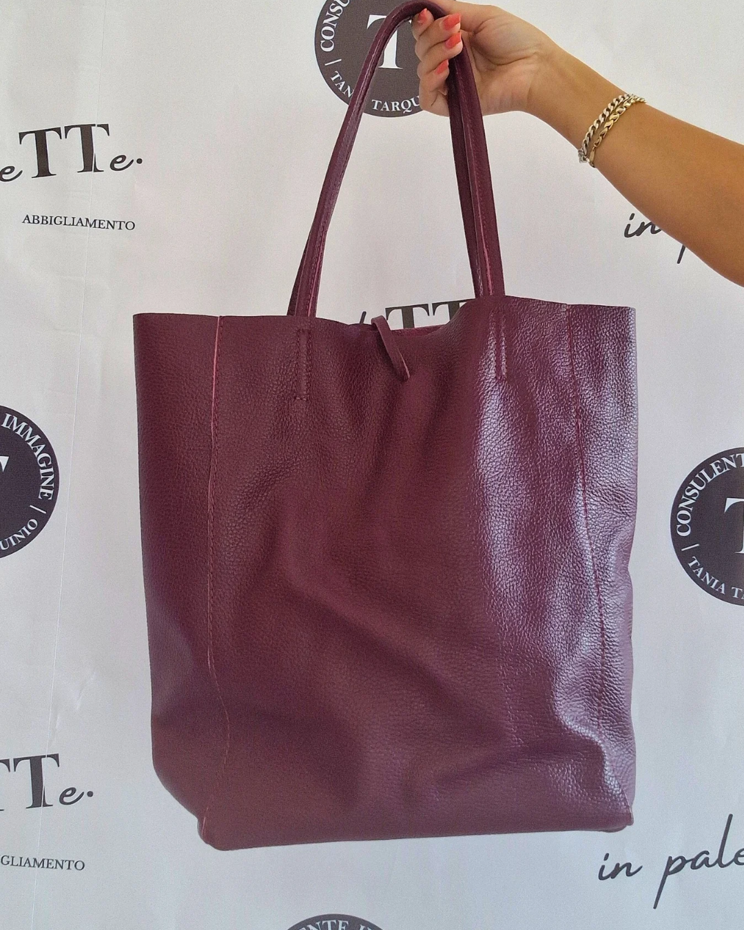 BORSA "ALISON" IN PELLE BORGOGNA in paleTTe. abbigliamento