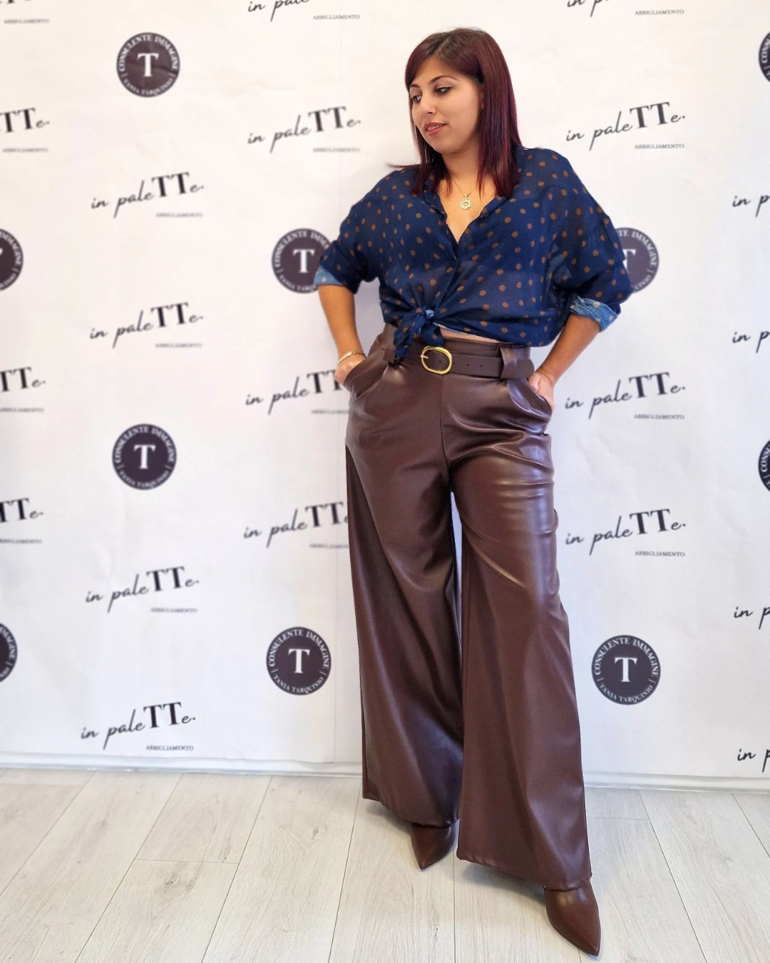 PANTALONE IN ECOPELLE in paleTTe. abbigliamento