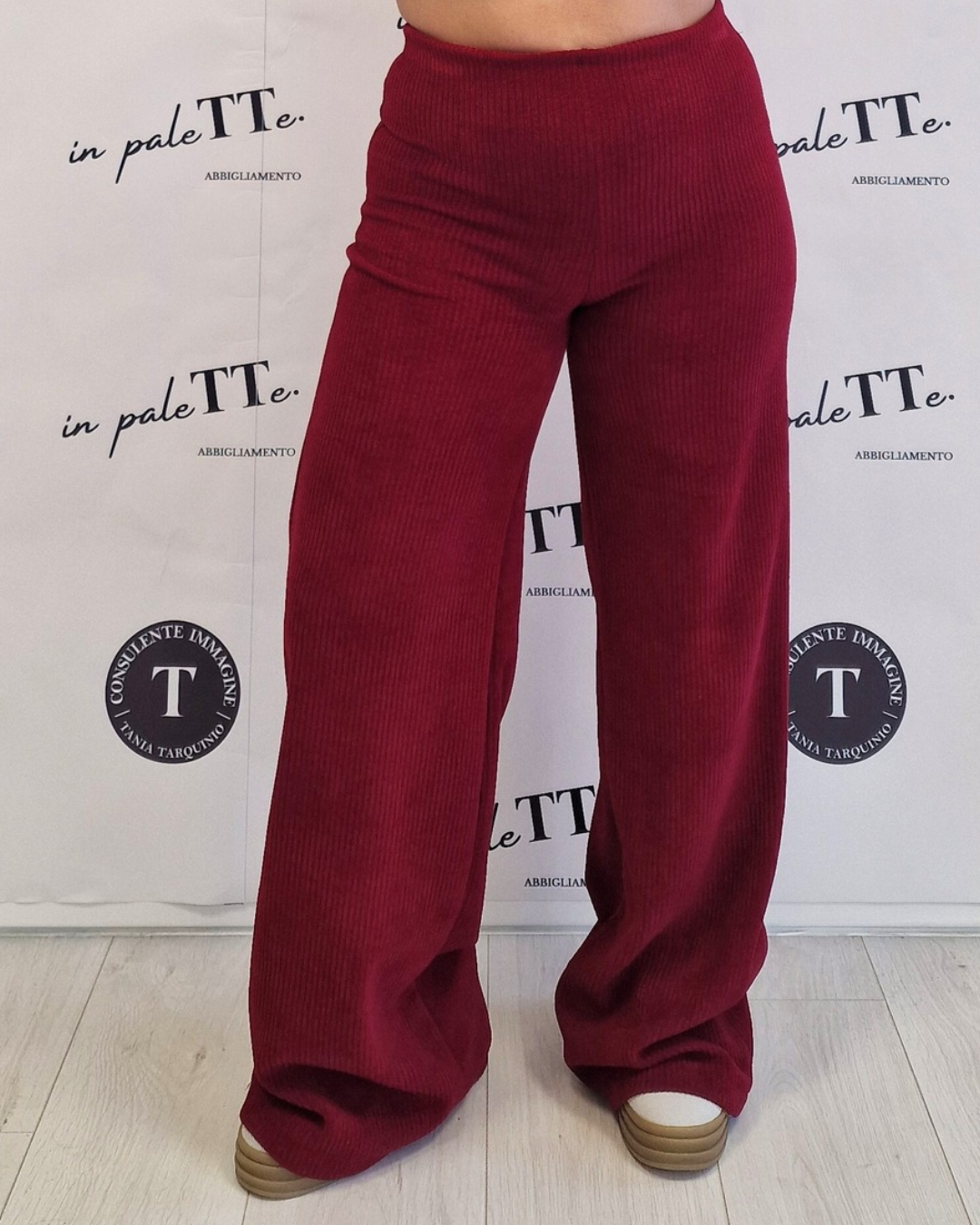PANTALONE IN VELLUTO. Vari colori in paleTTe. abbigliamento