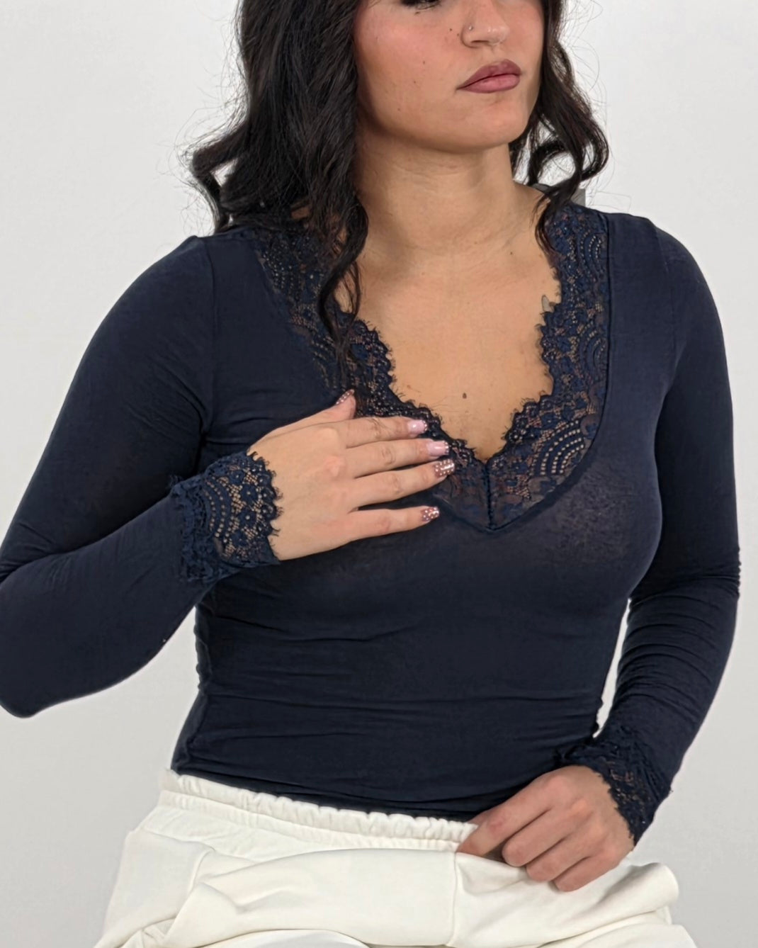 Maglia misto cashmere in paleTTe. abbigliamento