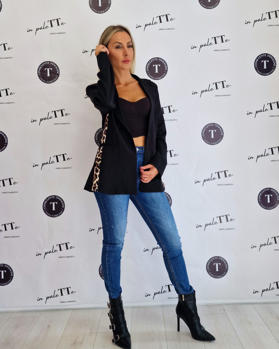 GIACCA NERA & ANIMALIER in paleTTe. abbigliamento