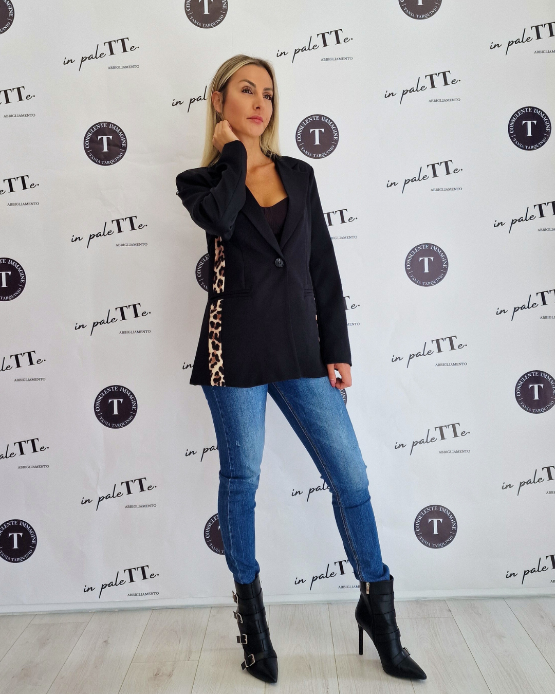 GIACCA NERA & ANIMALIER in paleTTe. abbigliamento