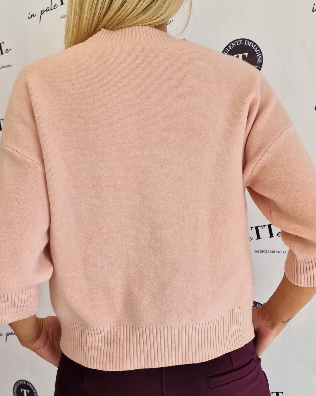 PULL ROSA CON STRASS DECORATIVI in paleTTe. abbigliamento