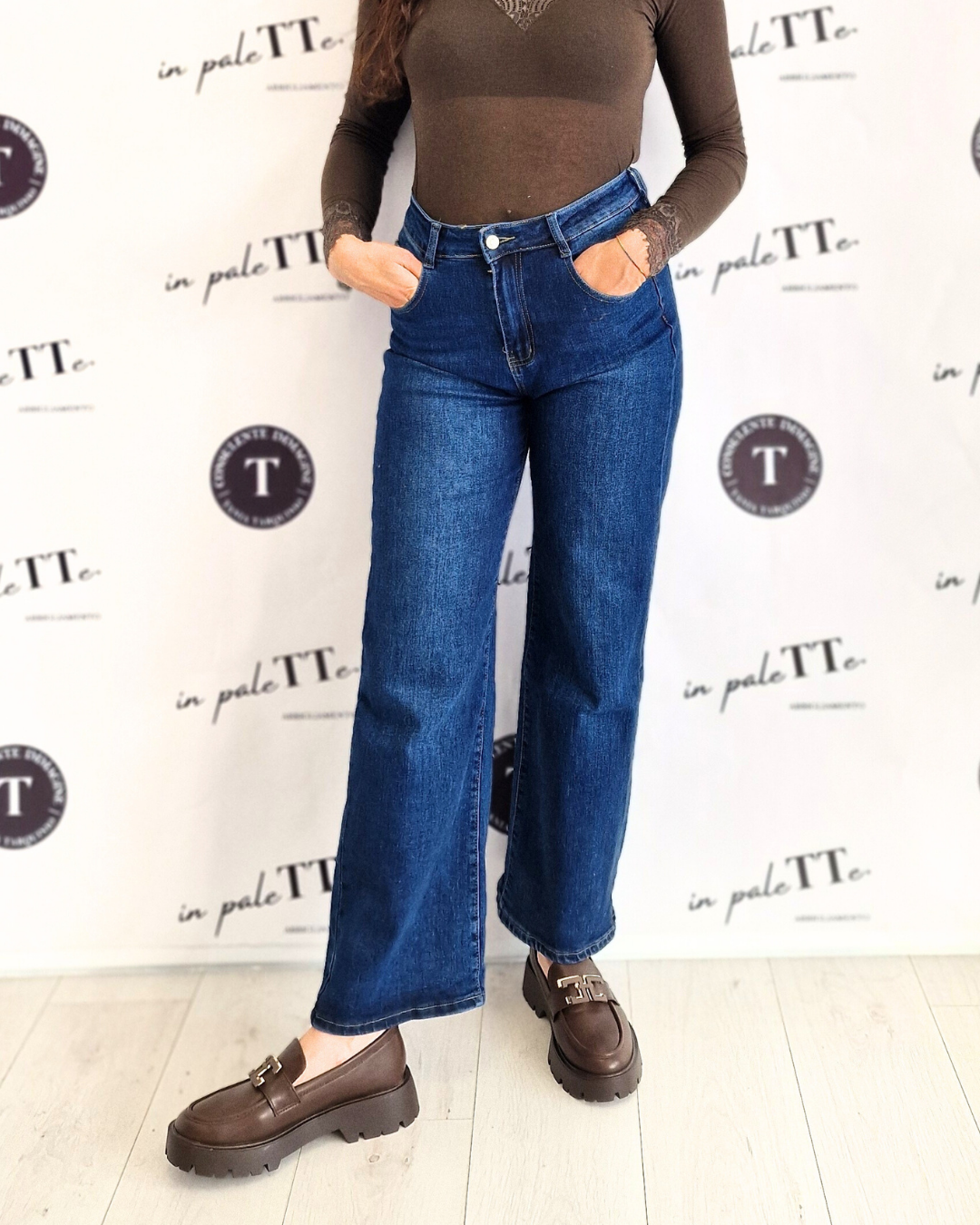 JEANS "EMILY" in paleTTe. abbigliamento
