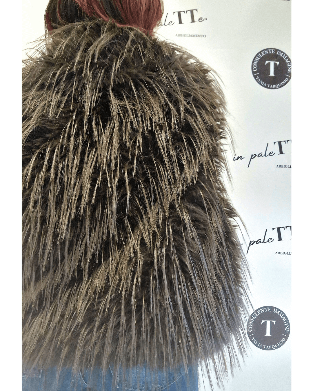 PELLICCIA SINTETICA "MIA" SMANICATO MARRONE in paleTTe. abbigliamento