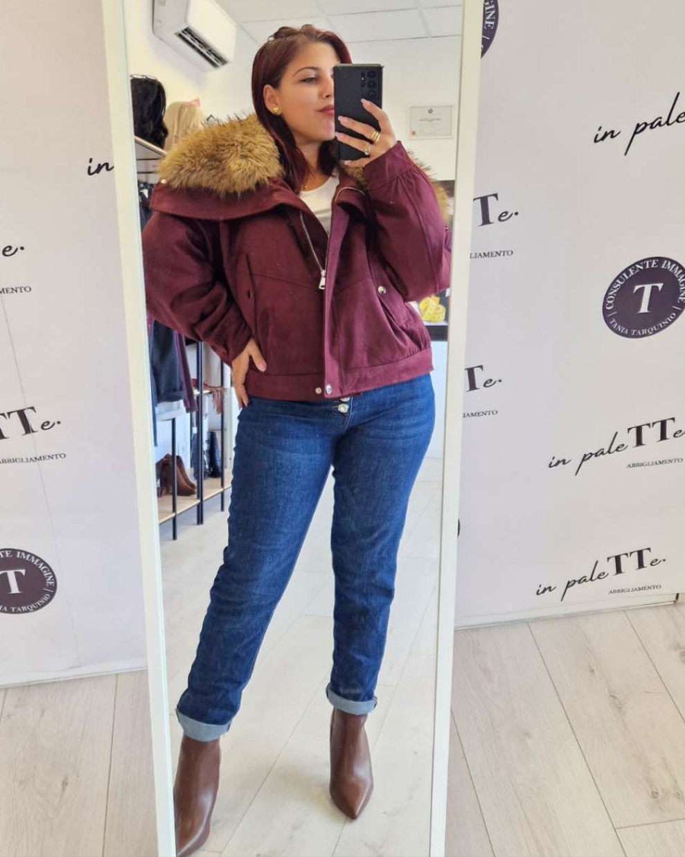 GIUBBOTTO "CLOE" BORDEAUX CON PELLICCIA SINTETICA in paleTTe. abbigliamento