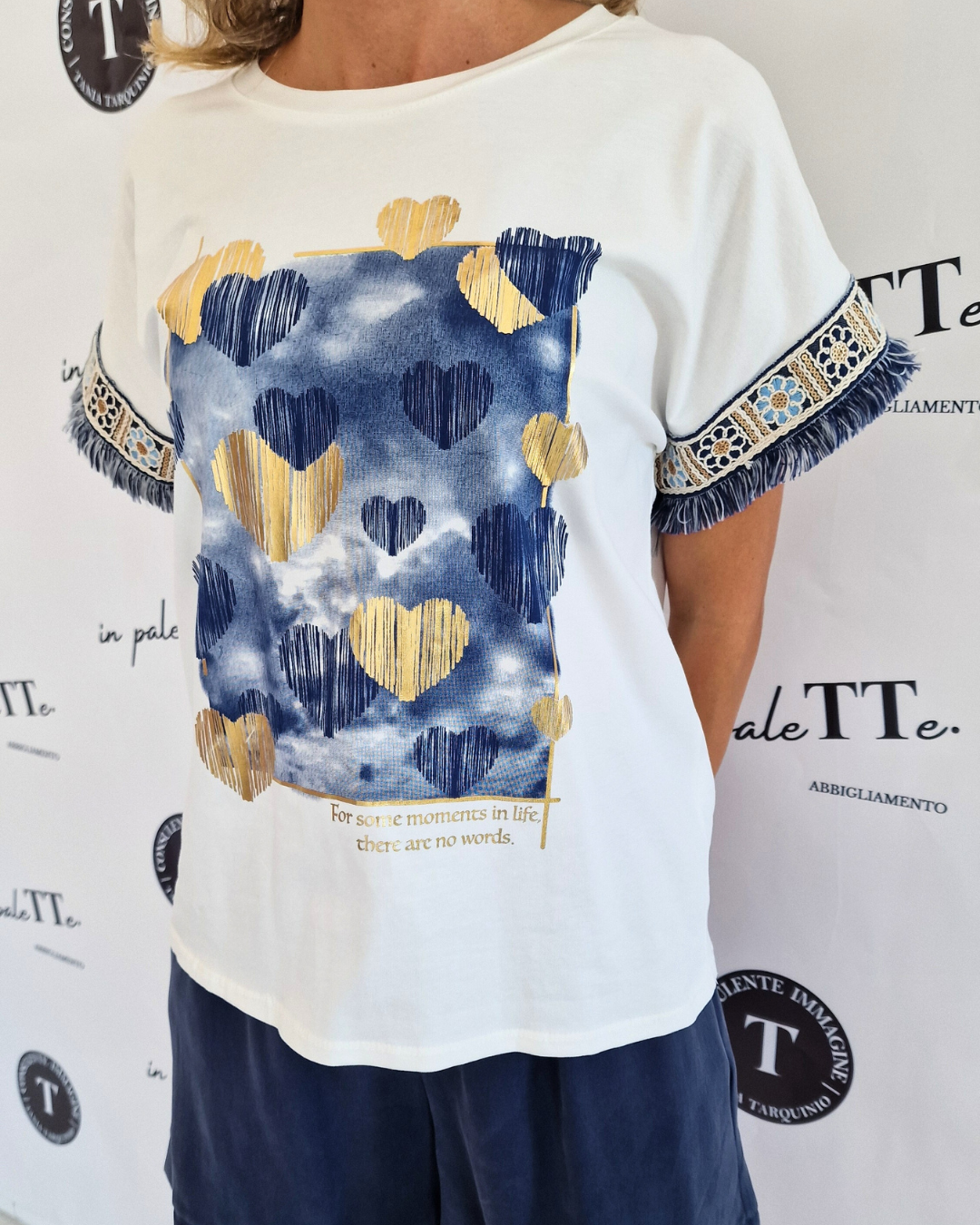 T-SHIRT