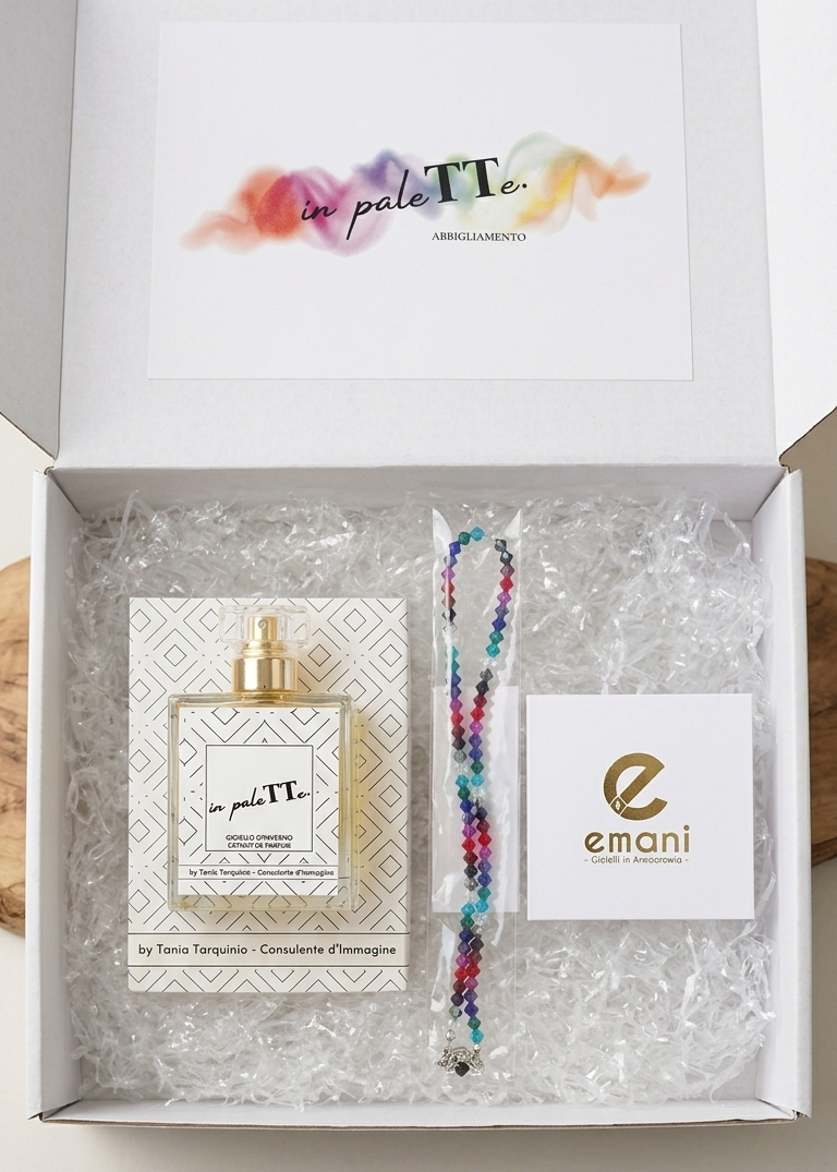 BOX ARMOCROMIA INVERNO - Profumo & Gioiello in paleTTe. abbigliamento