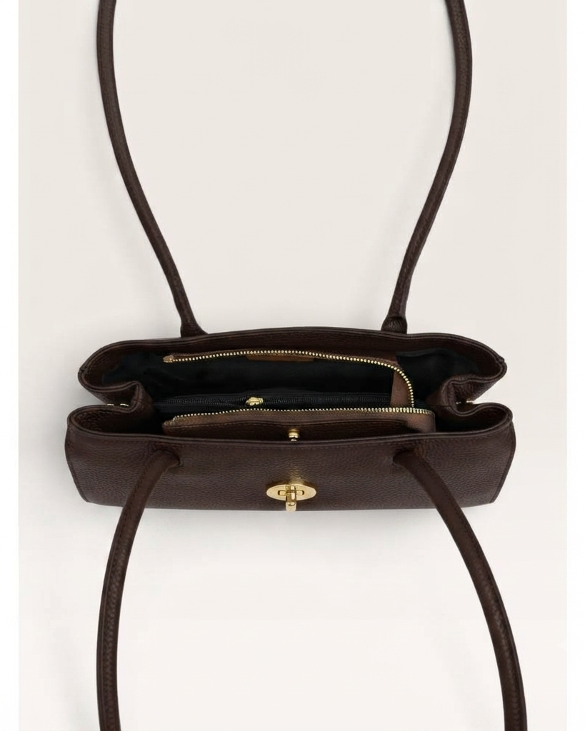 Borsa a Spalla in Vera Pelle Martellata Marrone | Elegante Shoulder Bag con Dettagli Oro in paleTTe. abbigliamento