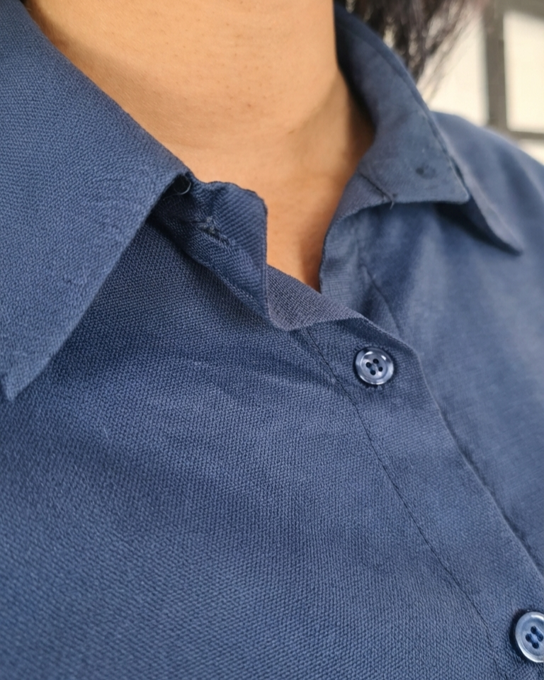 Camicia oversize Asimmetrica Blu in paleTTe. abbigliamento