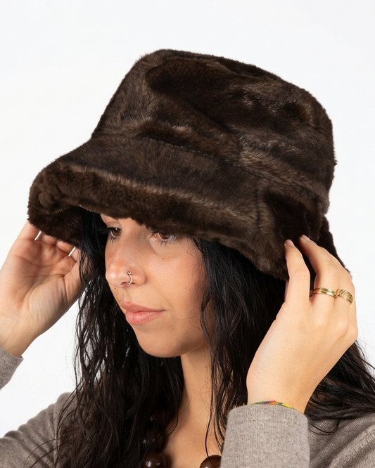 CAPPELLO PESCATORE IN PELLICCIA SINTETICA - marrone in paleTTe. abbigliamento