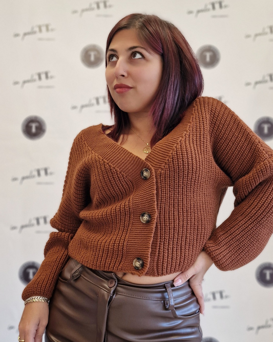 CARDIGAN CROP CON BOTTONI "marrone" in paleTTe. abbigliamento