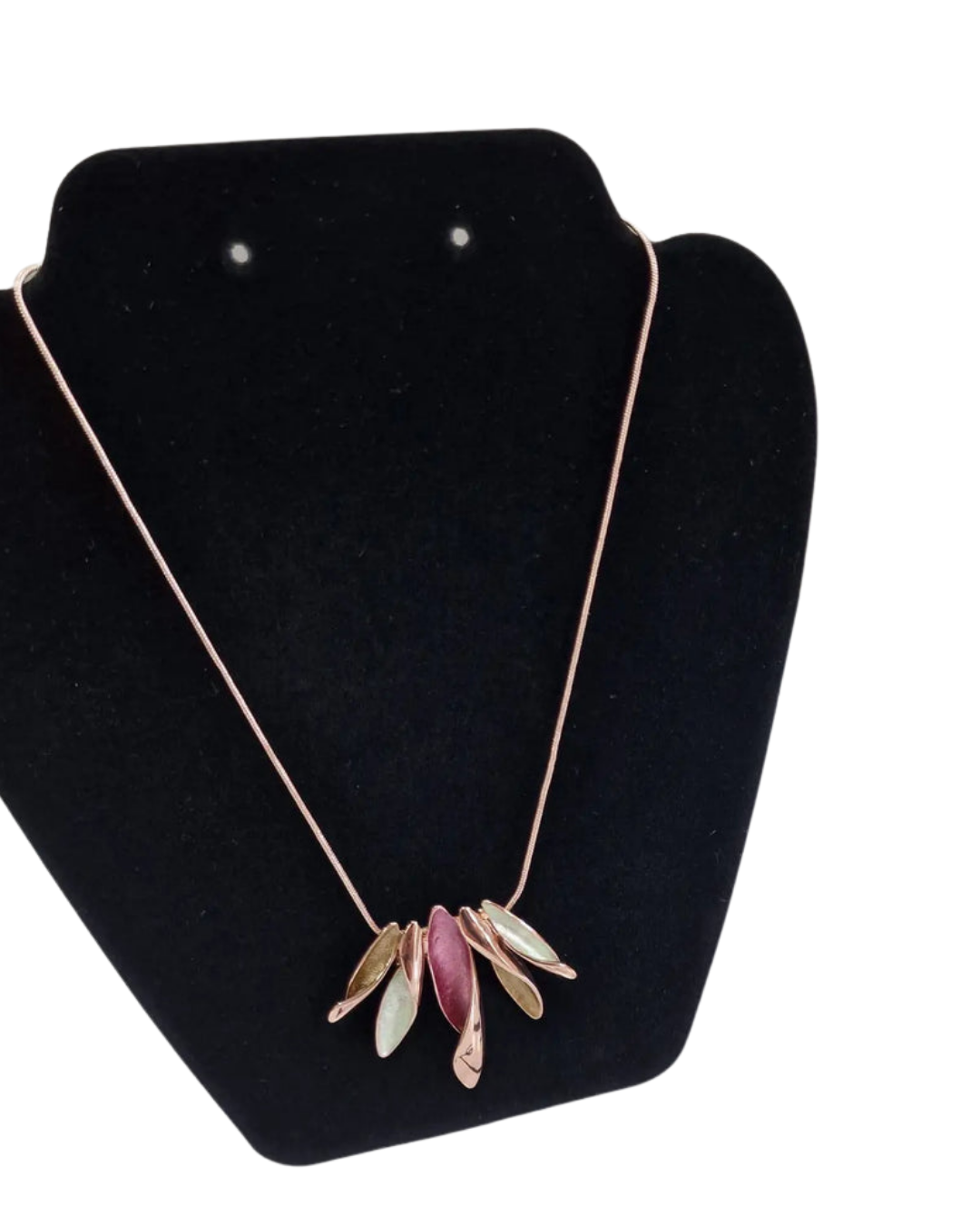 COLLANA MULTICOLOR 2 VARIANTI COLORE in paleTTe. abbigliamento