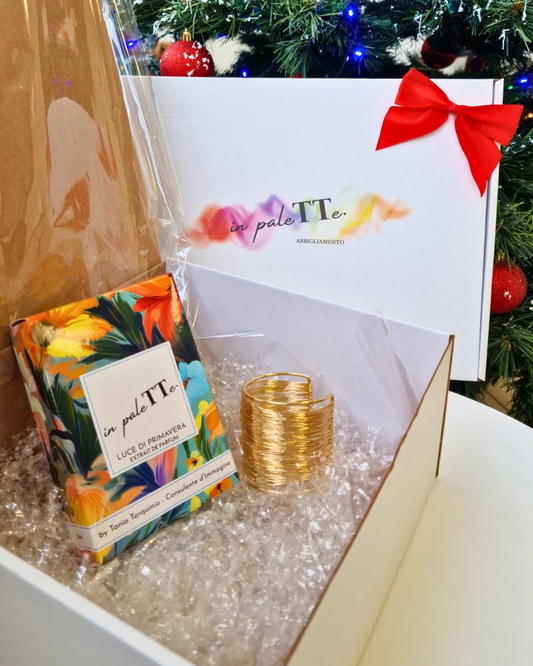 BOX REGALO in paleTTe. abbigliamento