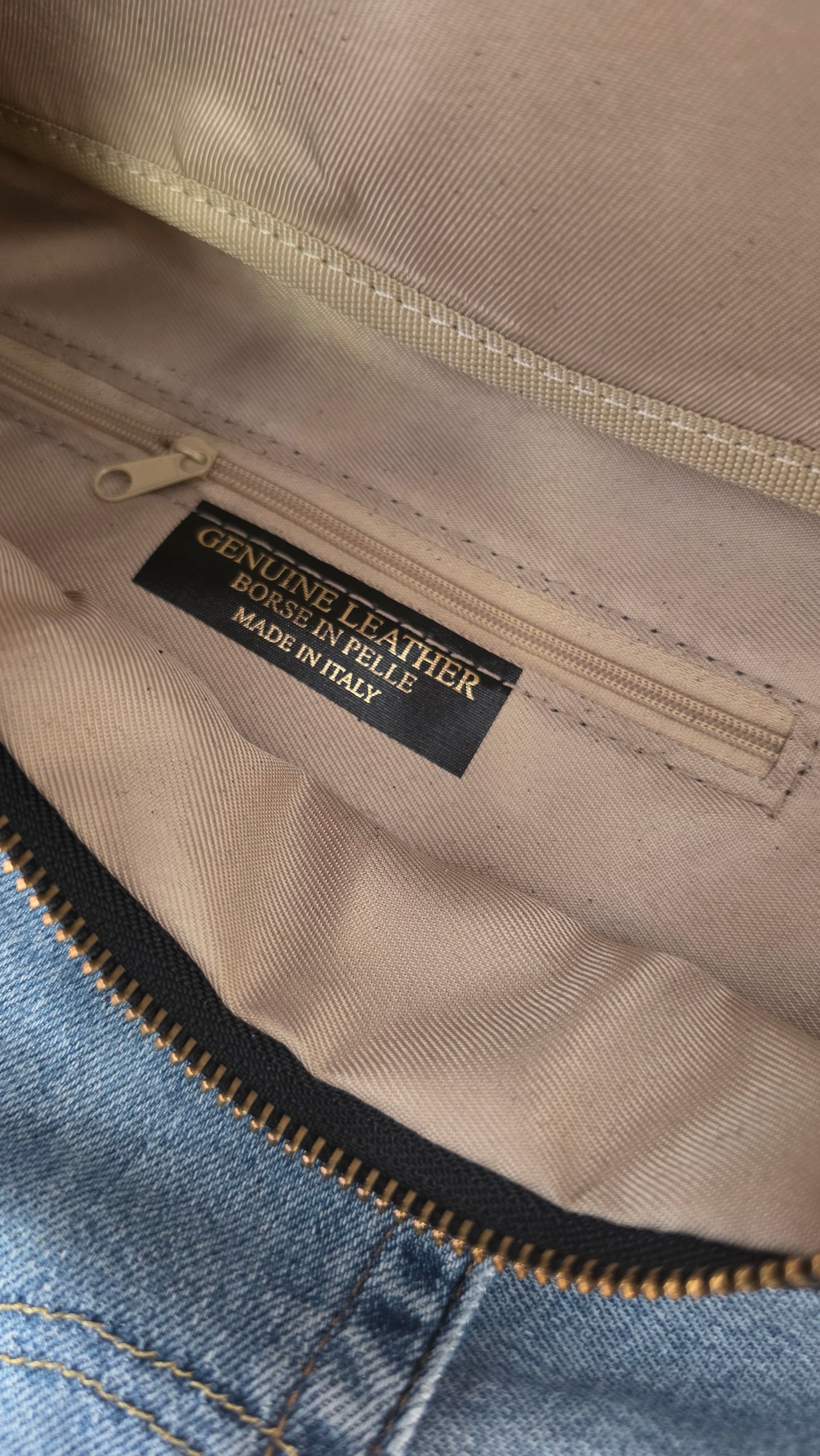 Borsa "Hybrid" denim e vera pelle nero in paleTTe. abbigliamento