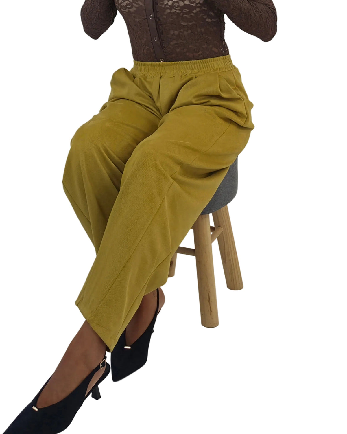 Pantaloni Effetto Scamosciato con Elastico in Vita- giallo senape in paleTTe. abbigliamento