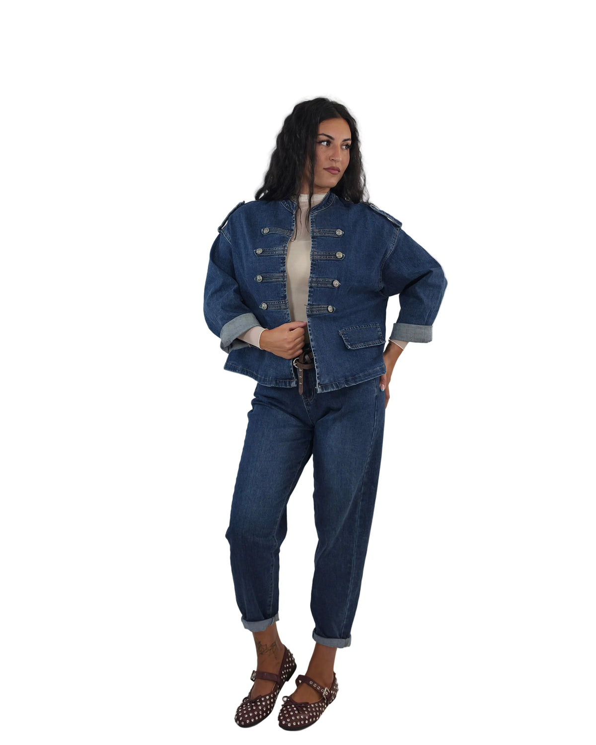 Giacca Corta in Jeans con Bottoni Gioiello e Collo Coreana – in paleTTe. abbigliamento