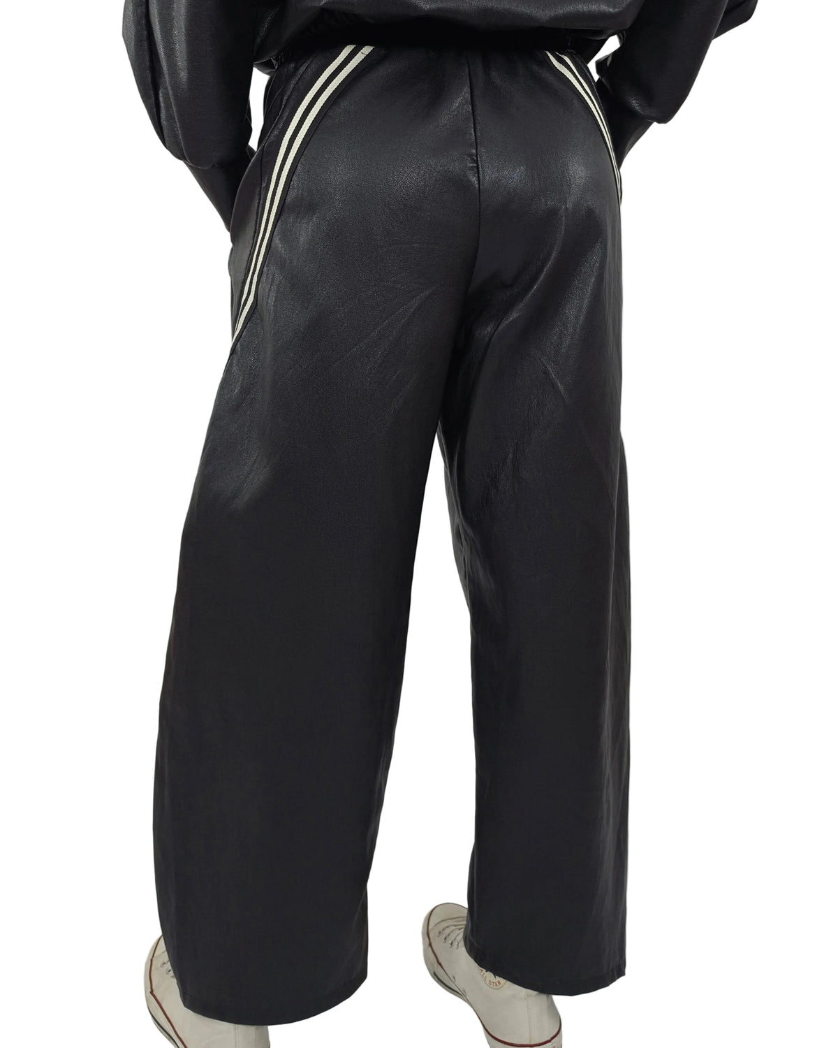 Pantalone ecopelle in paleTTe. abbigliamento