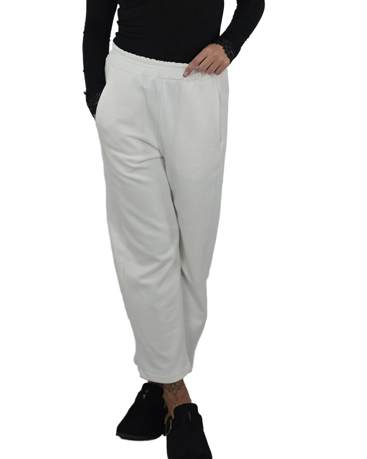 Tuta bianca in paleTTe. abbigliamento
