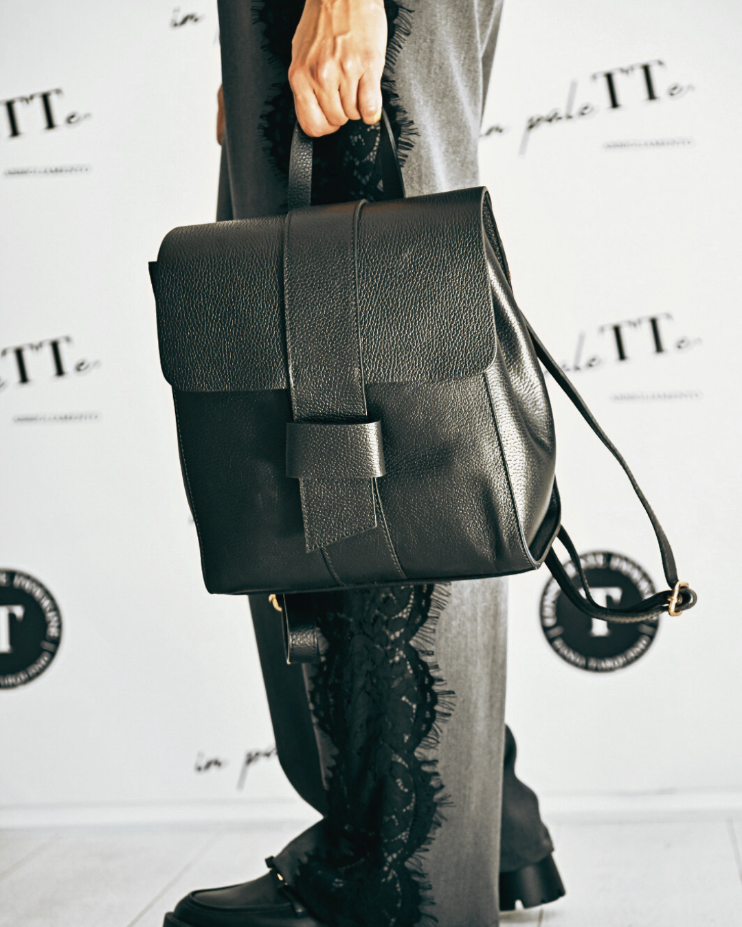 ZAINO in paleTTe. abbigliamento