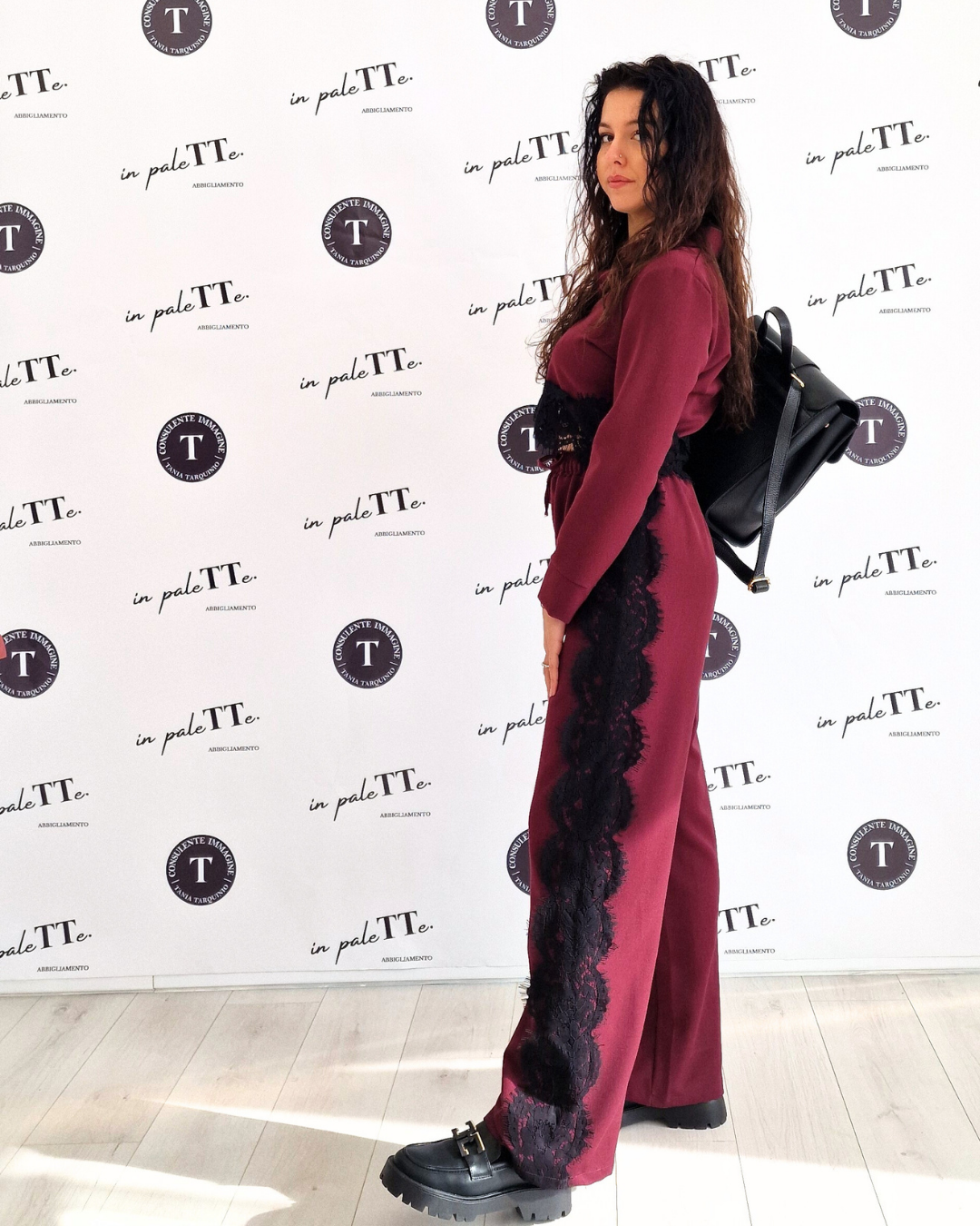 SET COMPLETO CAMICIA E PANTALONE IN PIZZO - BORDEAUX in paleTTe. abbigliamento