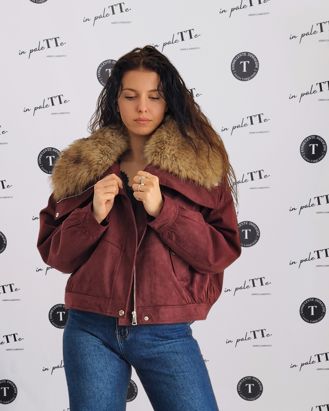 GIUBBOTTO "CLOE" BORDEAUX CON PELLICCIA SINTETICA in paleTTe. abbigliamento