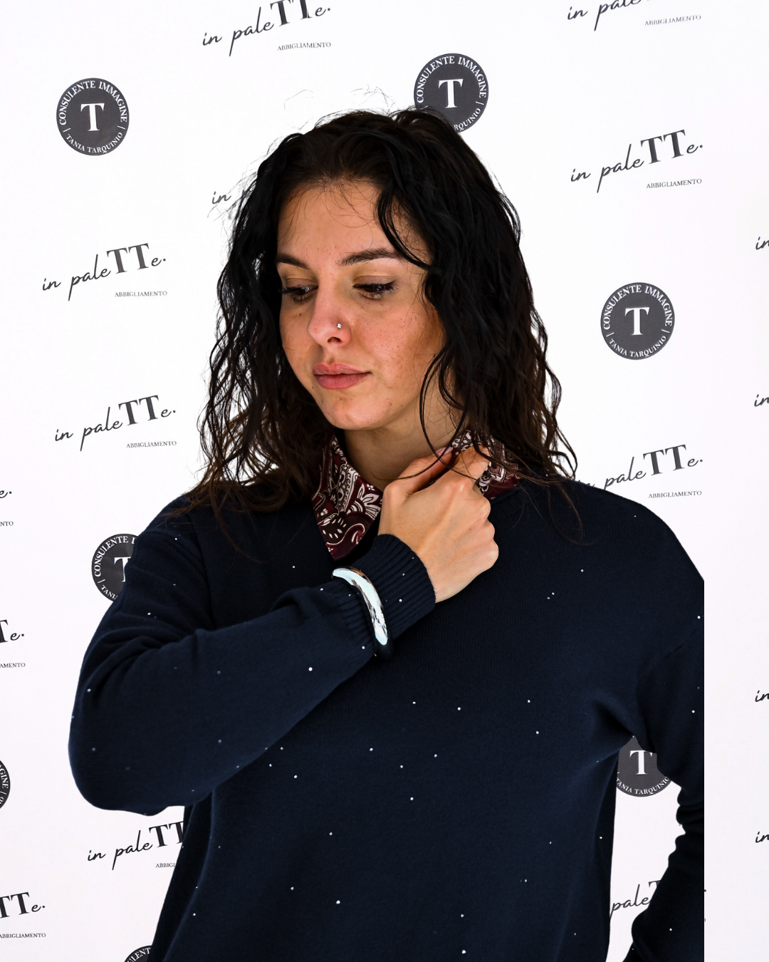 PULL MINI STRASS - BLU in paleTTe. abbigliamento