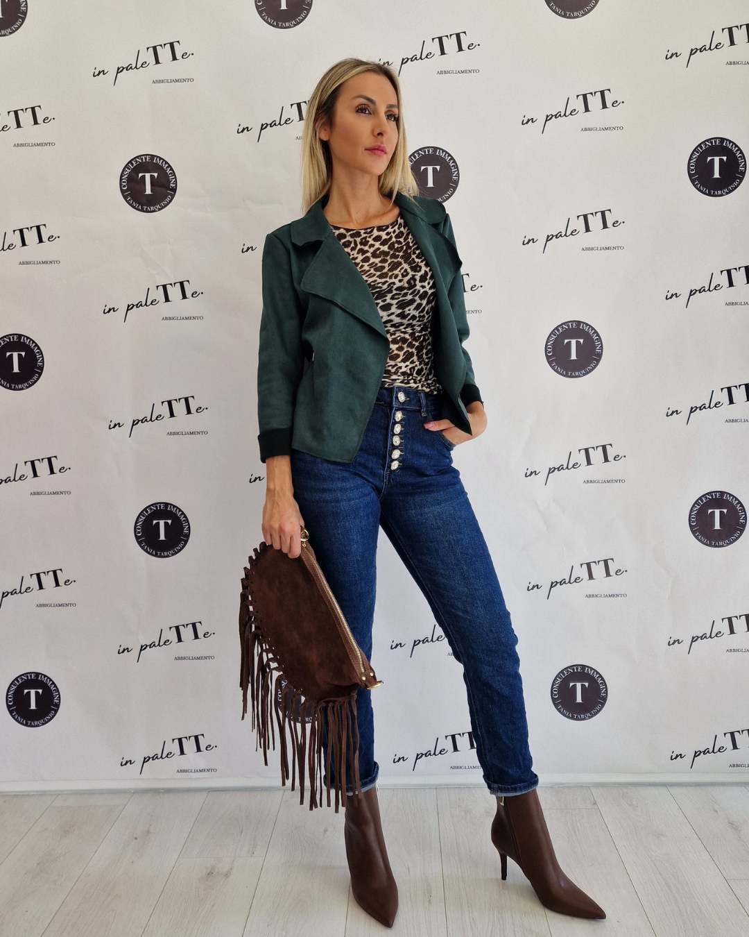 GIACCA IN CAMOSCIO VERDE in paleTTe. abbigliamento