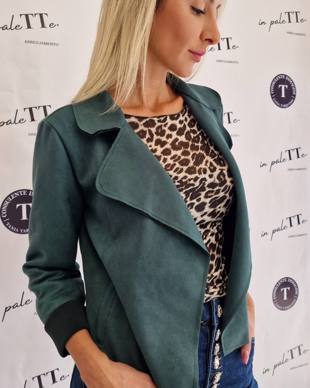 GIACCA IN CAMOSCIO VERDE in paleTTe. abbigliamento