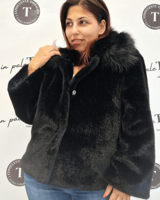PELLICCIA SINTETICA "IRINA" NERA in paleTTe. abbigliamento