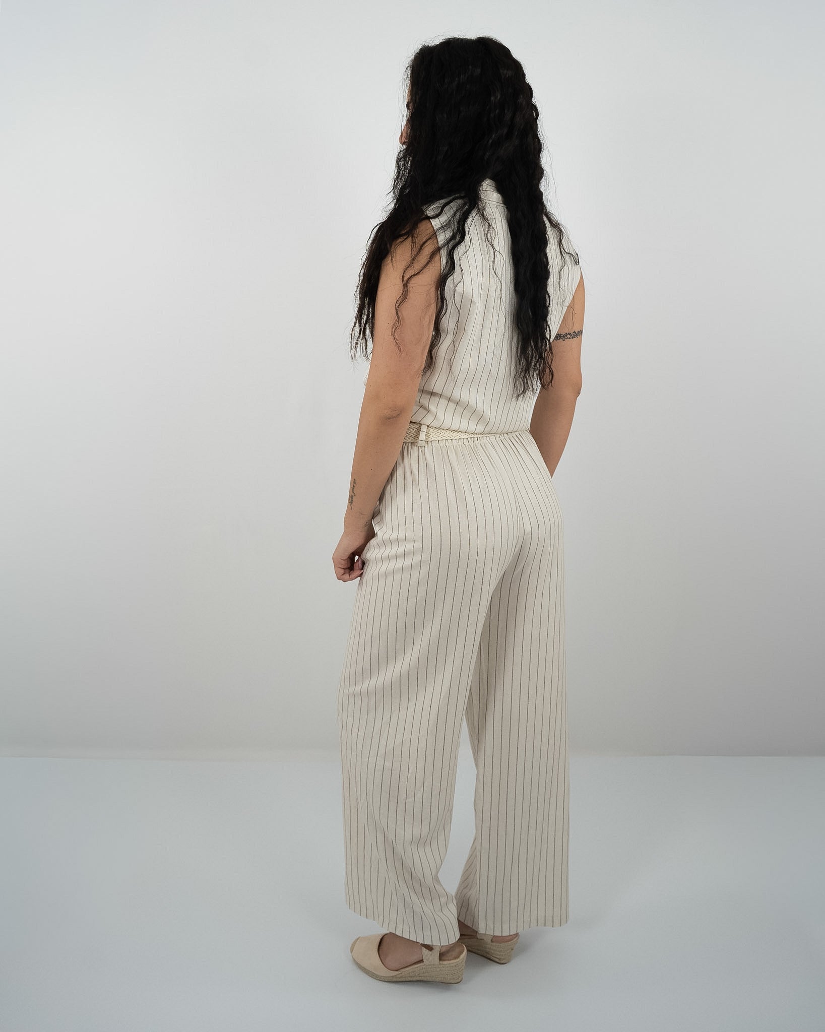 Pantalome set bianco in paleTTe. abbigliamento