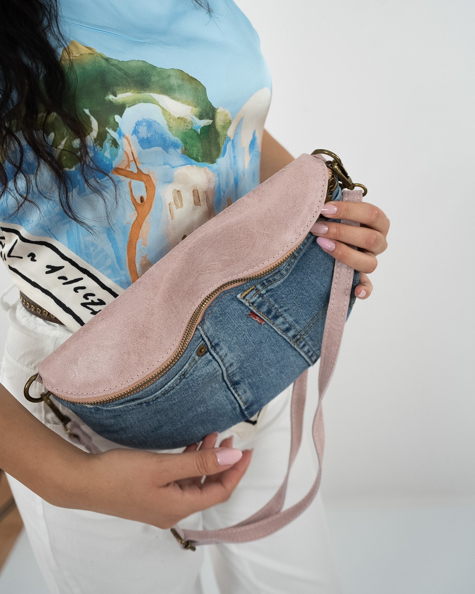 Borsa denim e rosa in paleTTe. abbigliamento