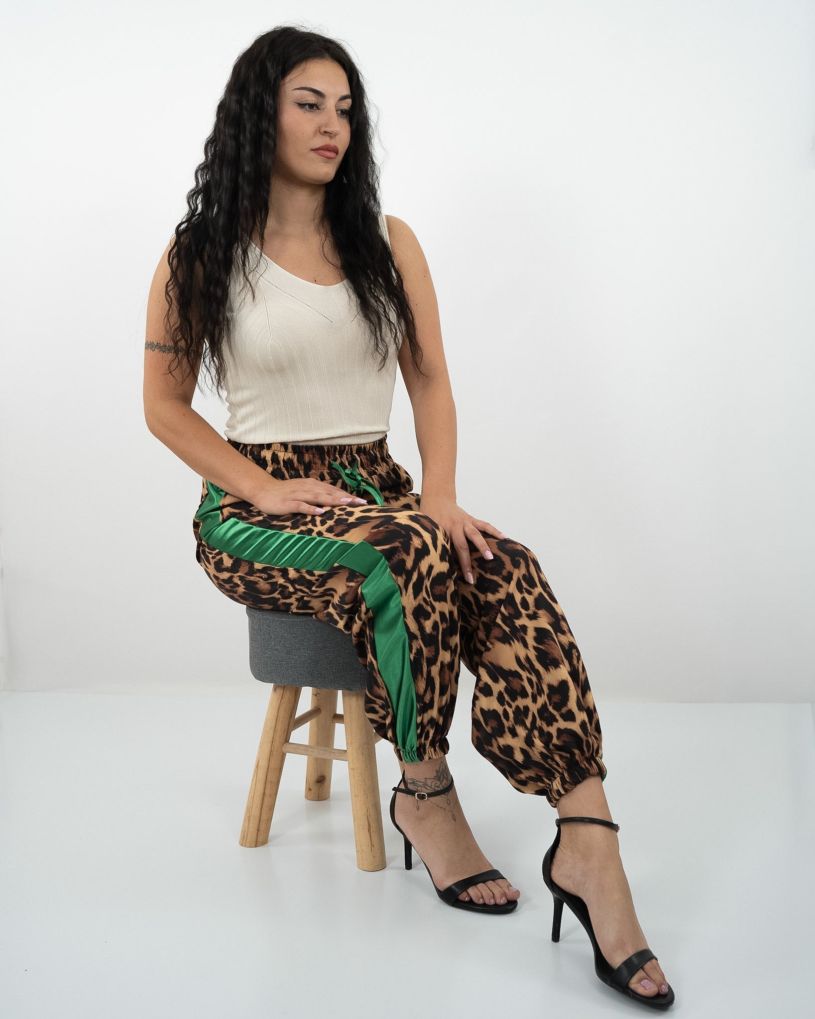 PANTALONE JOGGER ANIMALIER  & VERDE in paleTTe. abbigliamento