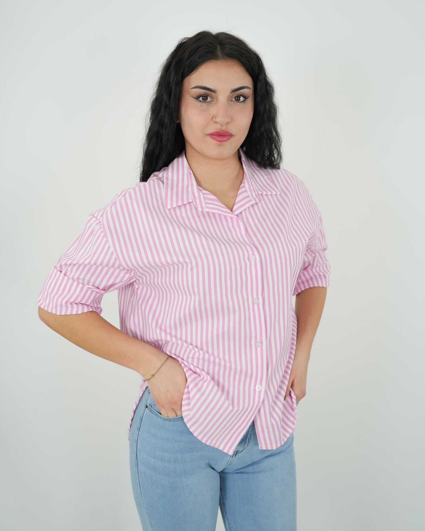 CAMICIA ASIMMETRICA A RIGHE "Daria" ROSA in paleTTe. abbigliamento