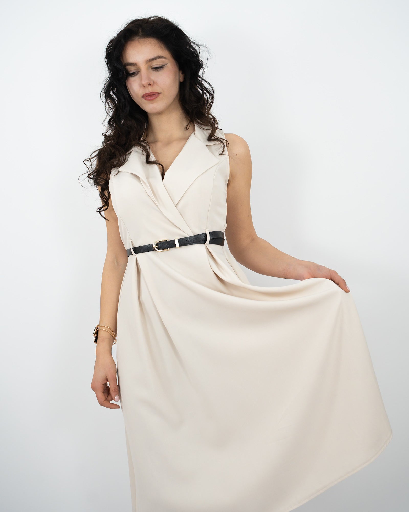 ABITO MIDI CON CINTURINO - mandorla in paleTTe. abbigliamento