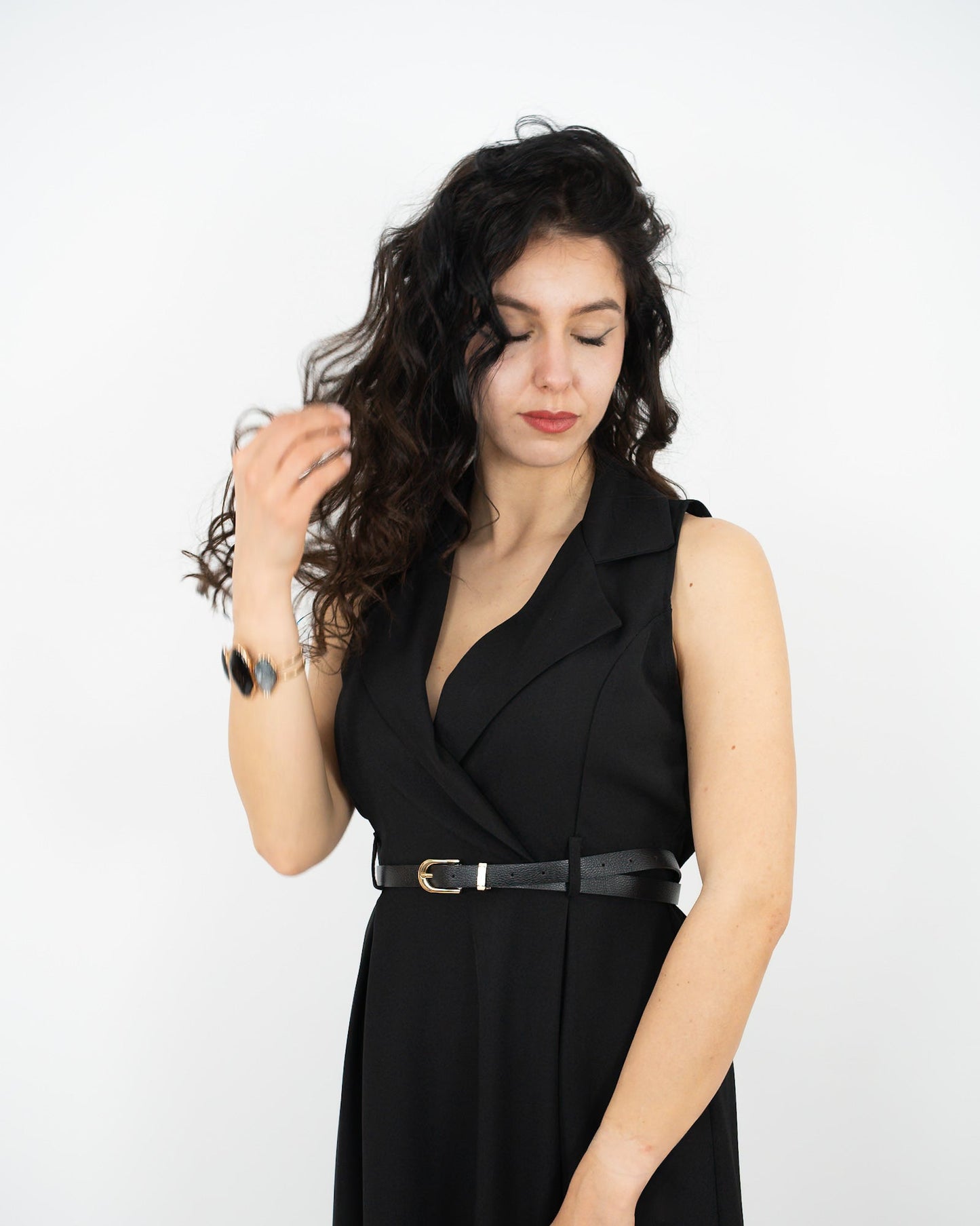 ABITO MIDI CINTURINO - nero in paleTTe. abbigliamento