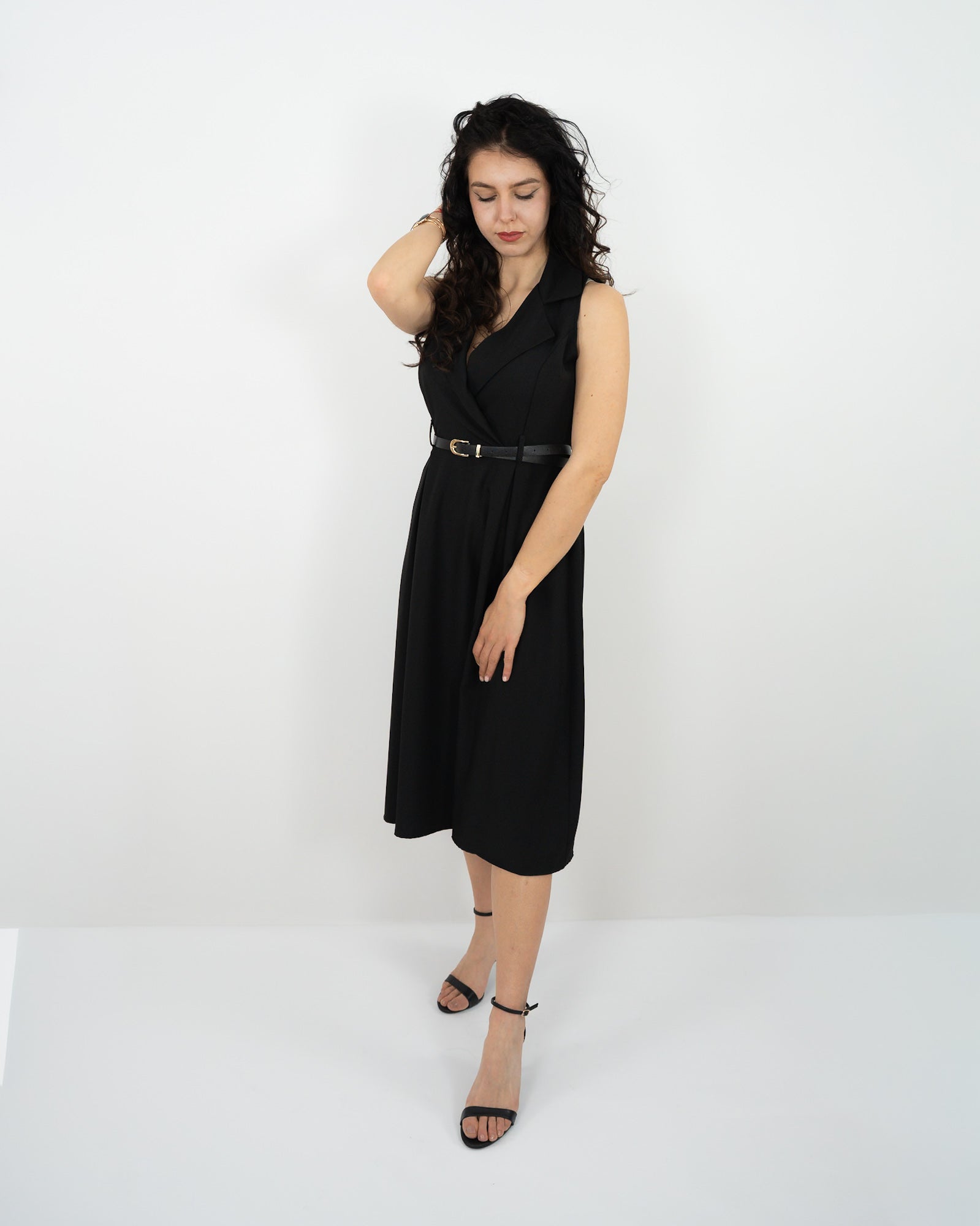 ABITO MIDI CINTURINO - nero in paleTTe. abbigliamento