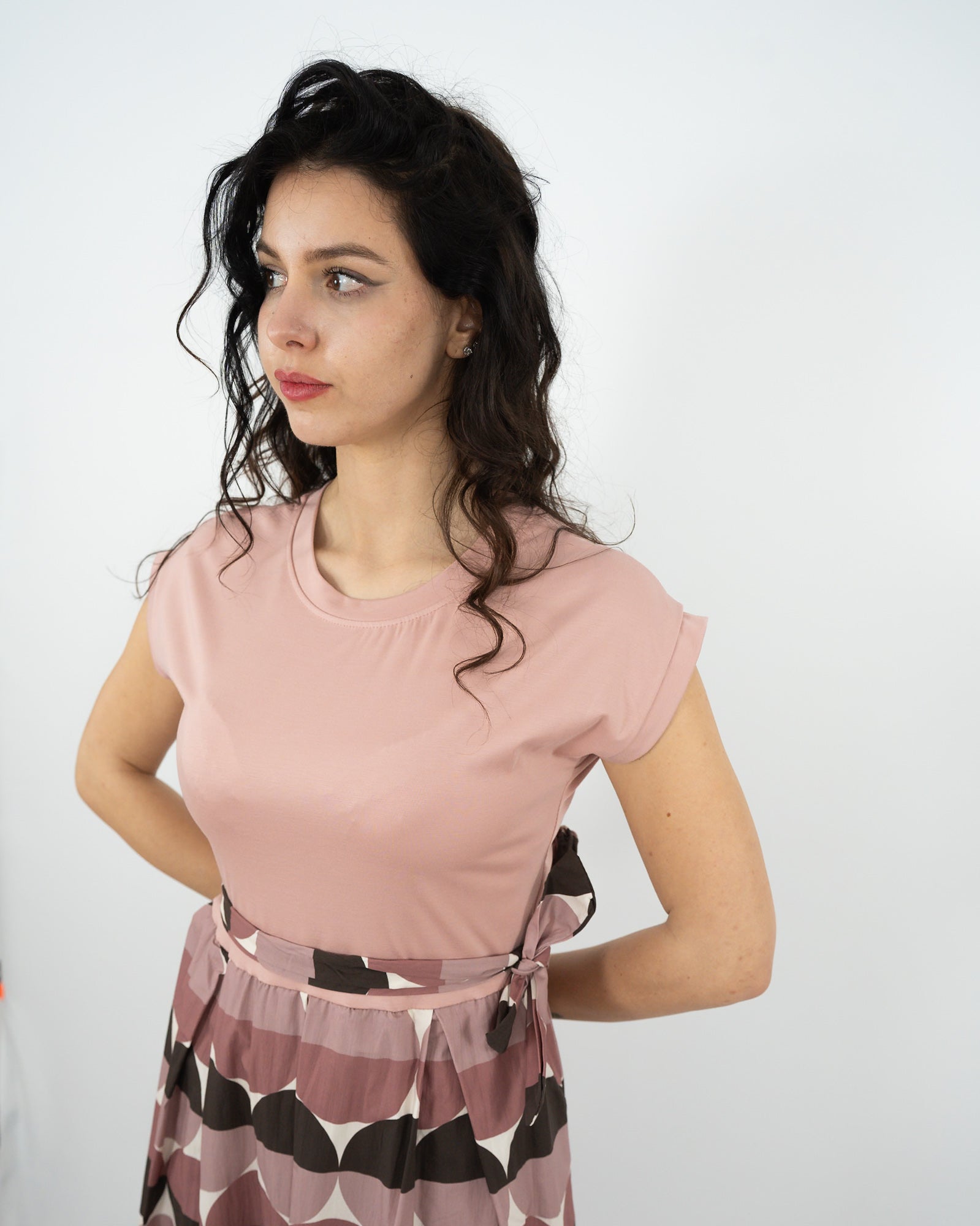 VESTITO FANTASY - rosa in paleTTe. abbigliamento