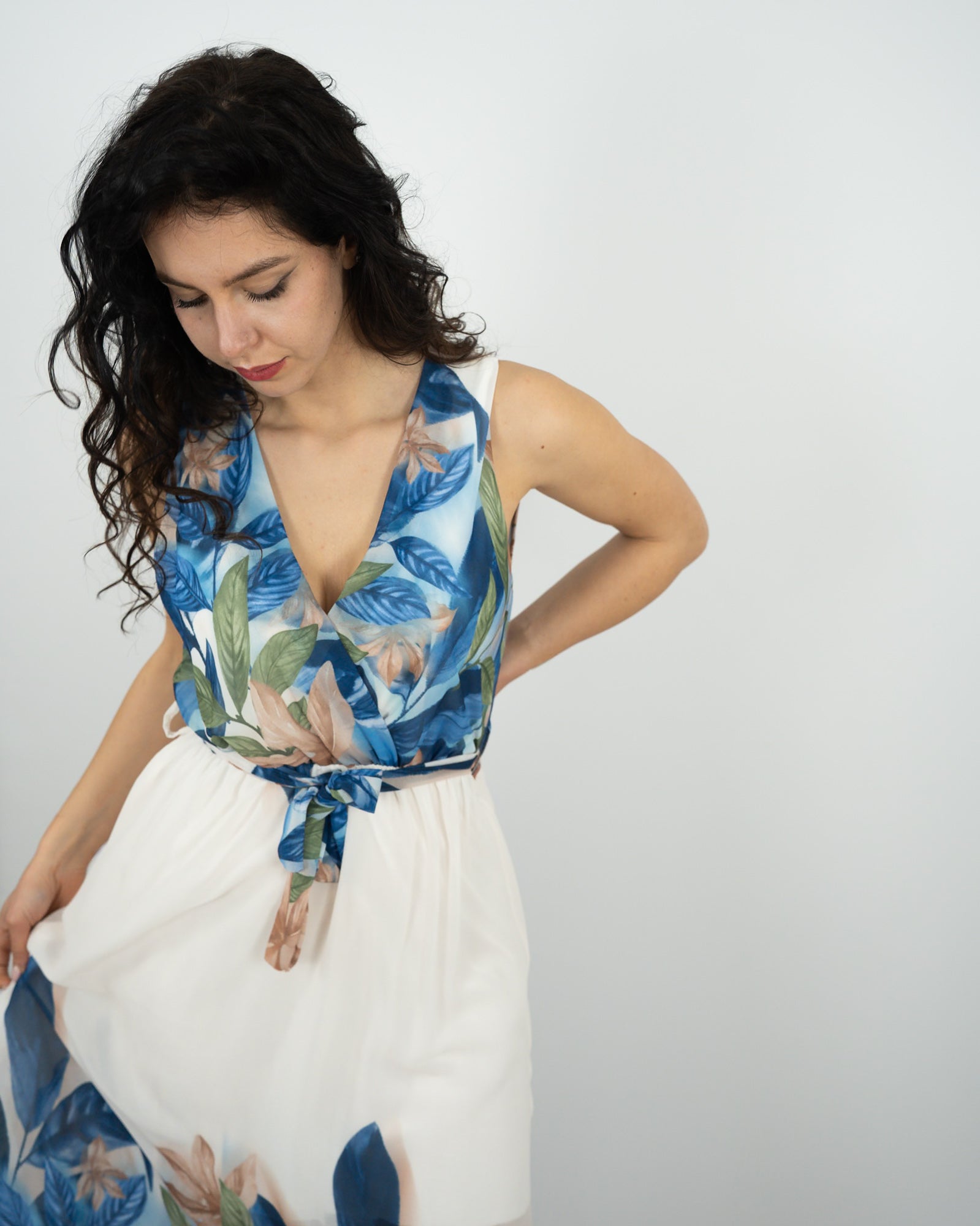 ABITO A FANTASIA - blu in paleTTe. abbigliamento