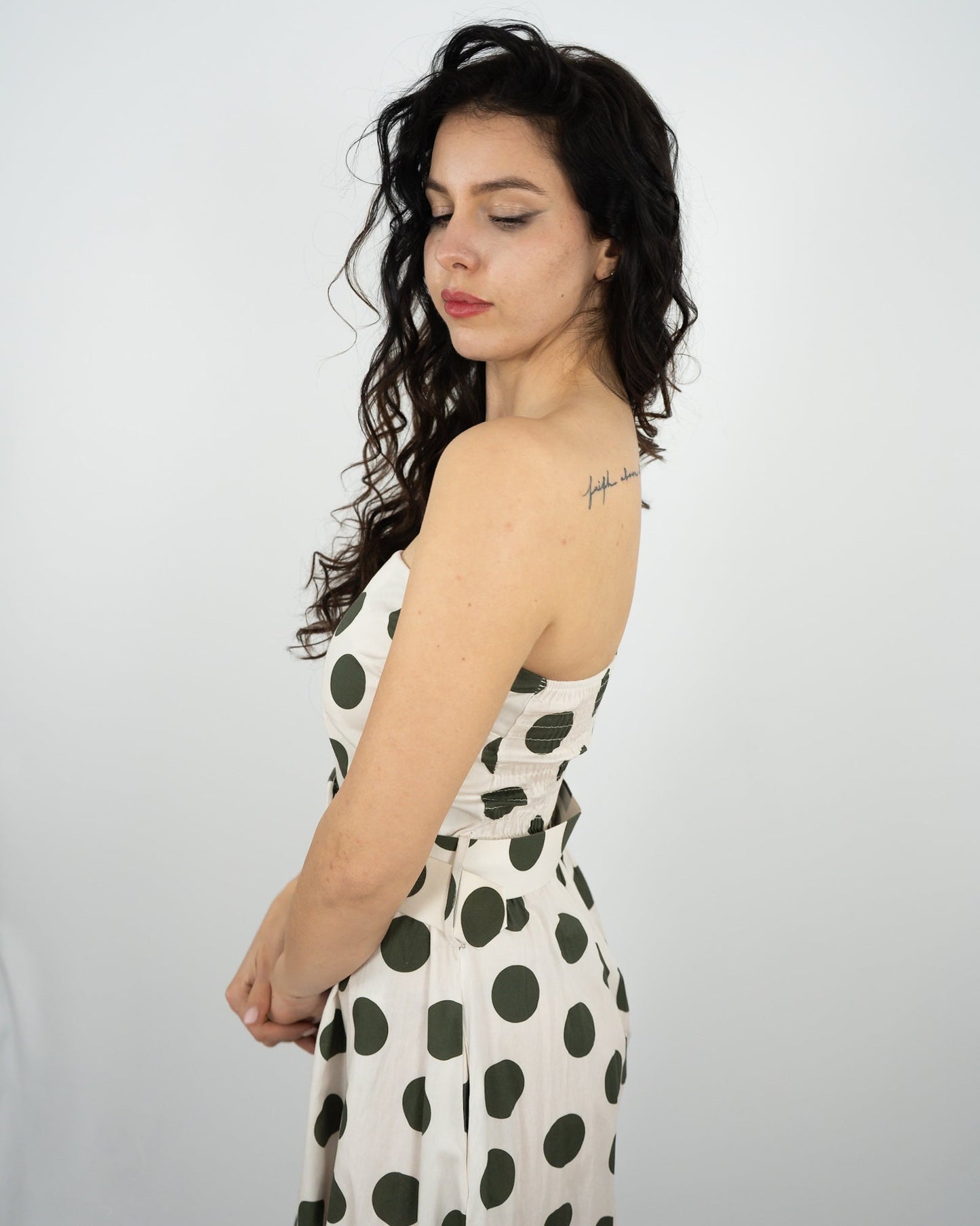 VESTITO A POIS in paleTTe. abbigliamento