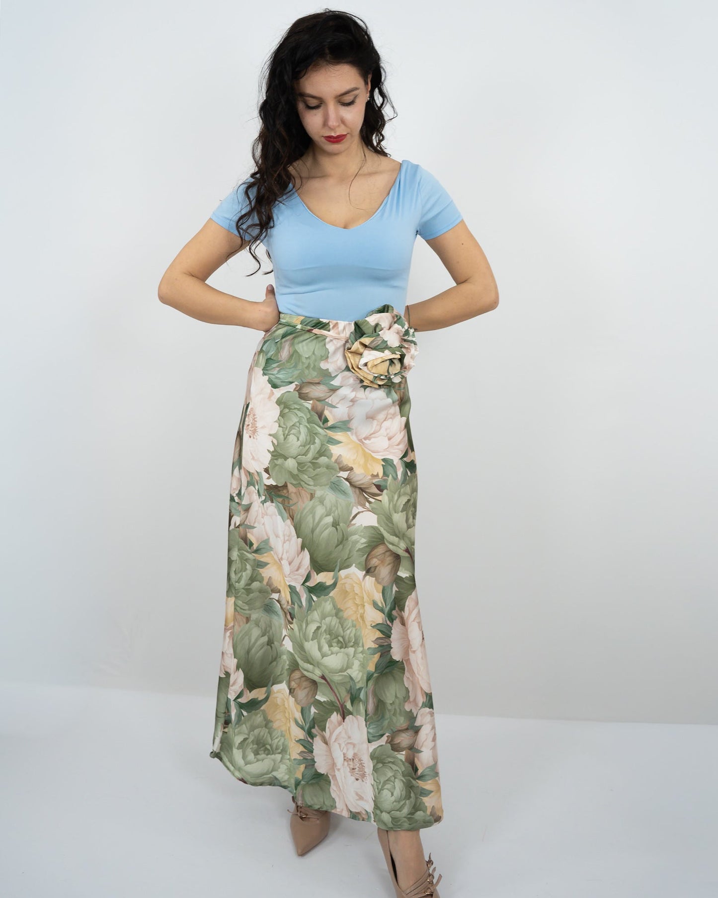 GONNA FIORATA - verde in paleTTe. abbigliamento