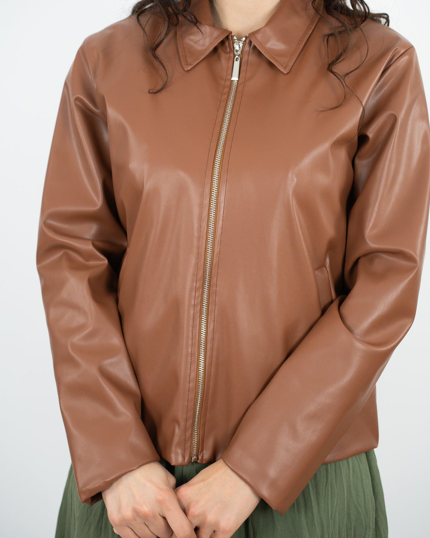 GIACCA IN ECOPELLE - marrone in paleTTe. abbigliamento