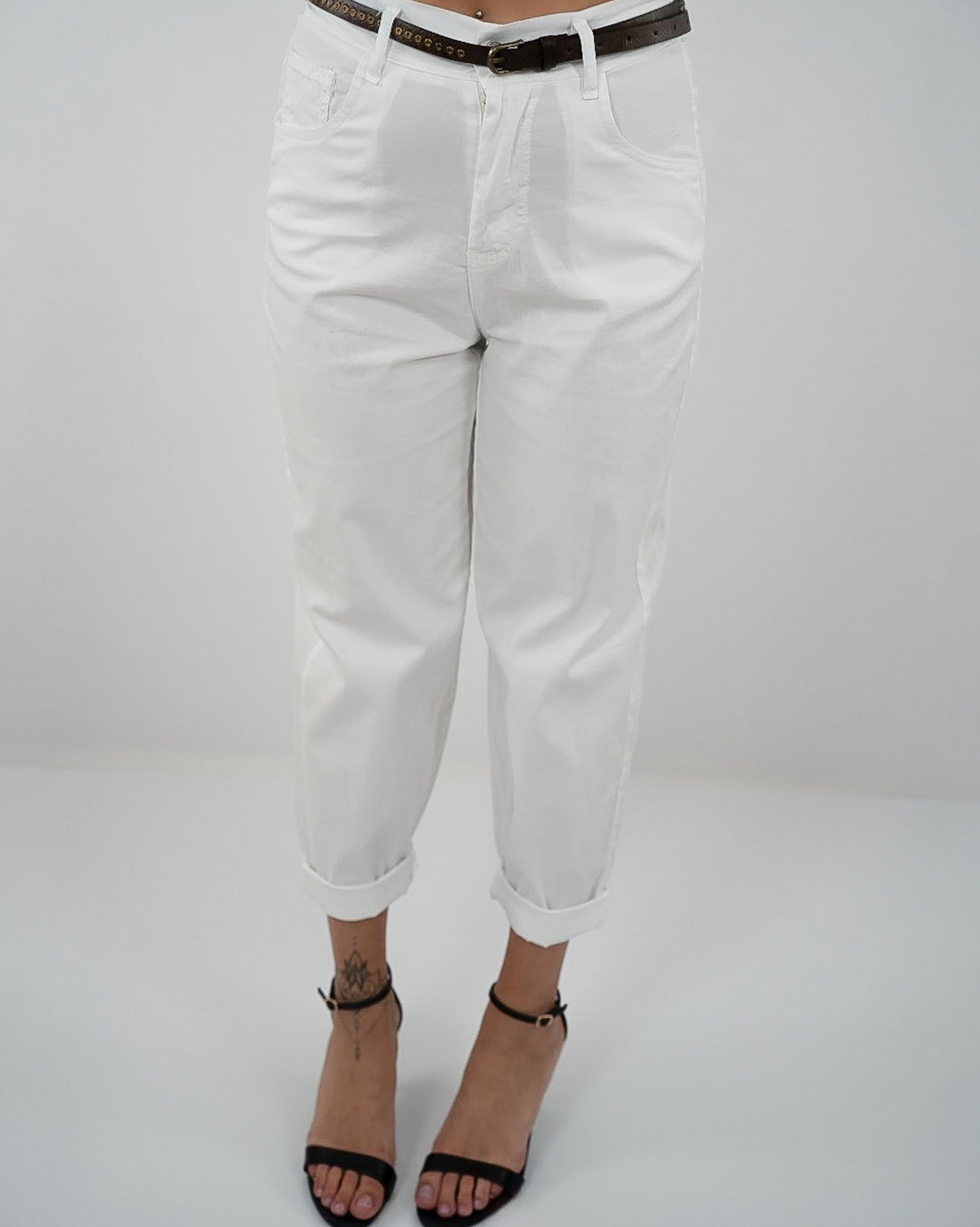 PANTALONE BIANCO in paleTTe. abbigliamento