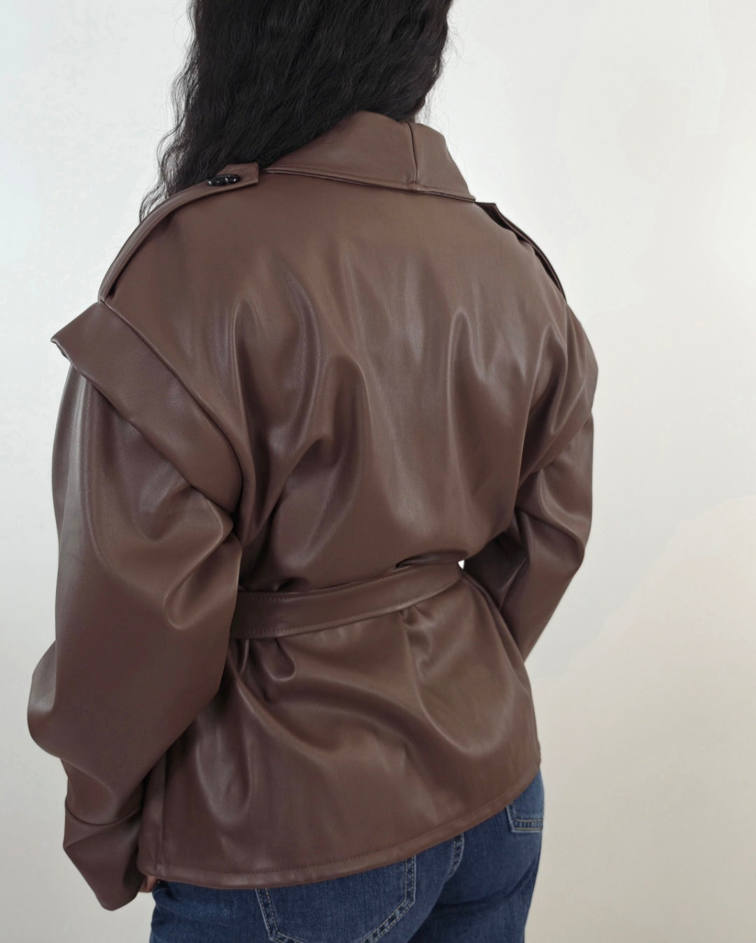Giacca in ecopelle con cintura Capospalla Donna marrone in paleTTe. abbigliamento