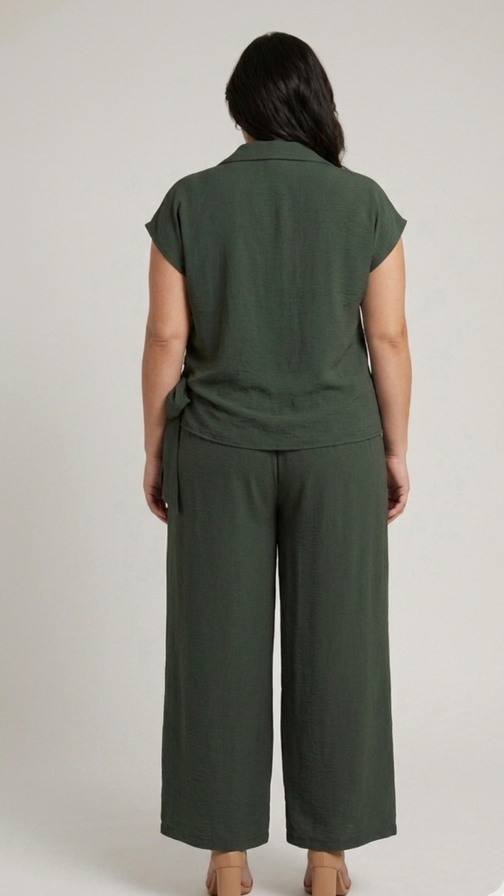 BLUSA A PORTAFOGLIO – Vestibilità Comfort in paleTTe. abbigliamento
